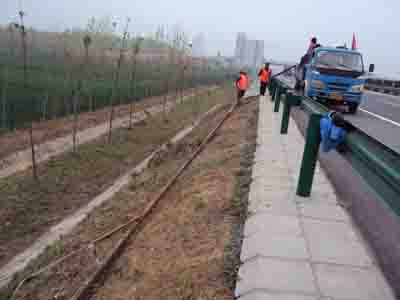 高等級(jí)公路路肩硬化工程